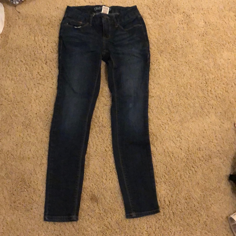 dark blue skinny jeans